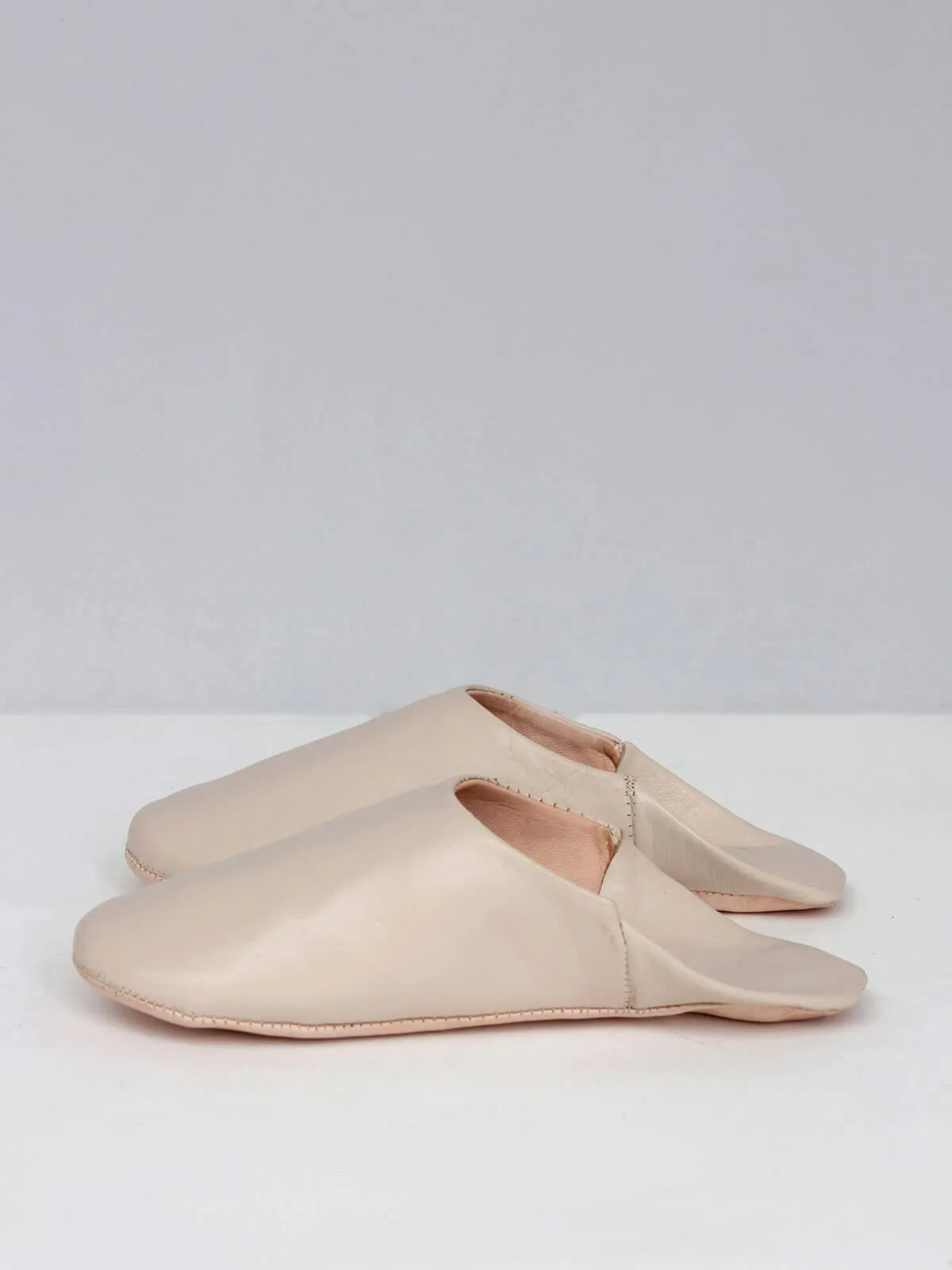 Moroccan Babouche Basic Slippers, Chalk