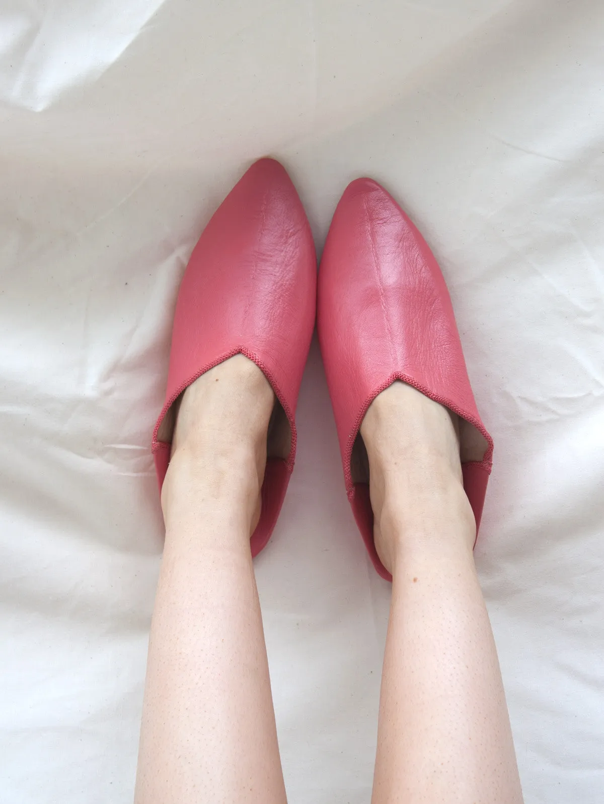 Moroccan Plain Pointed Babouche Slippers, Coral